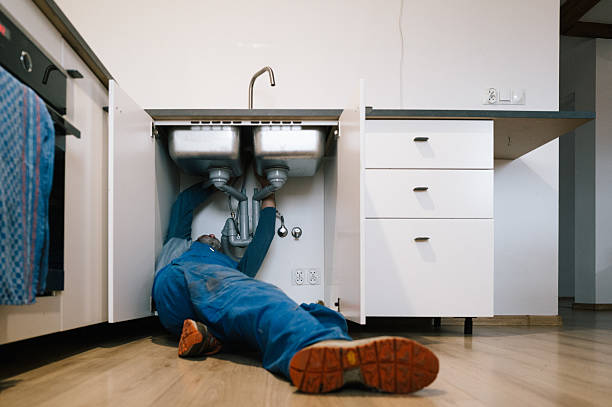 Professional Leak Detection technician working in Greenville, NH